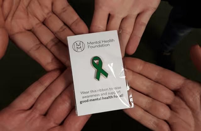 Mental Health Foundation green ribbon