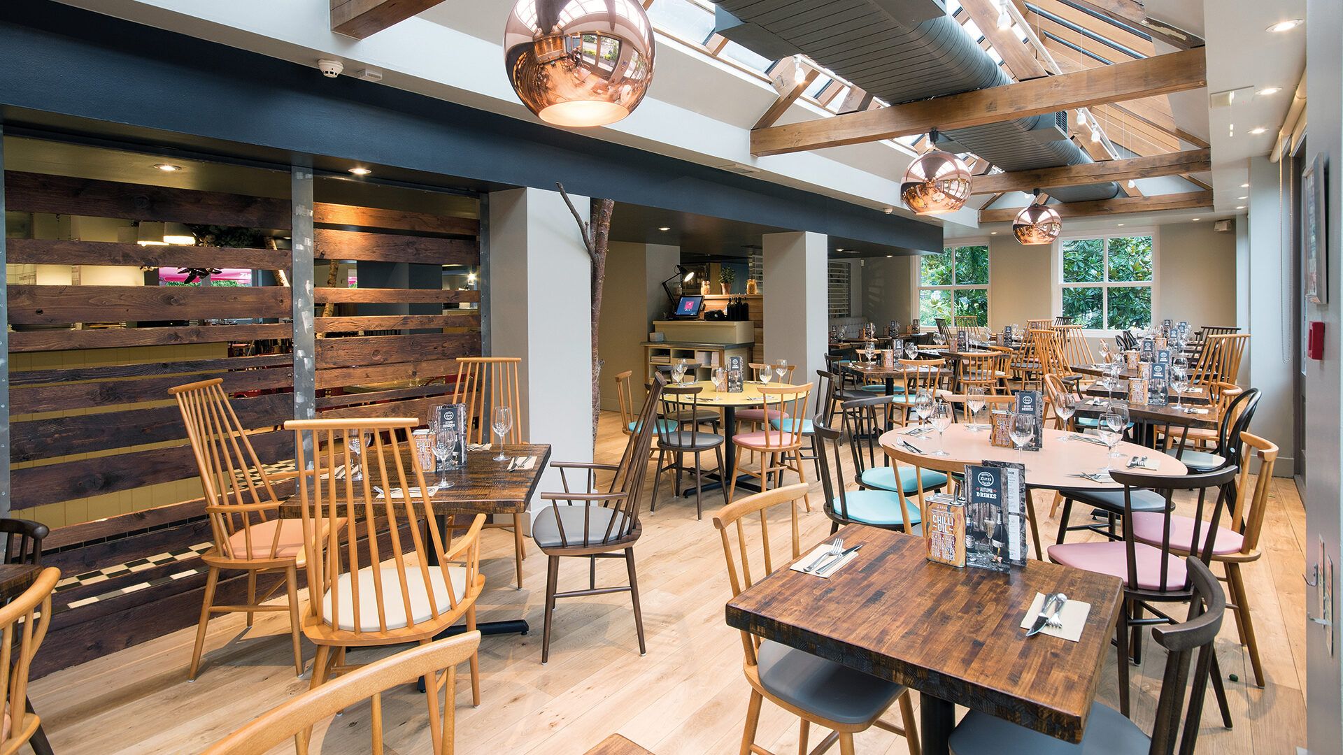 Zizzi Italian Restaurants Banstead | High Street