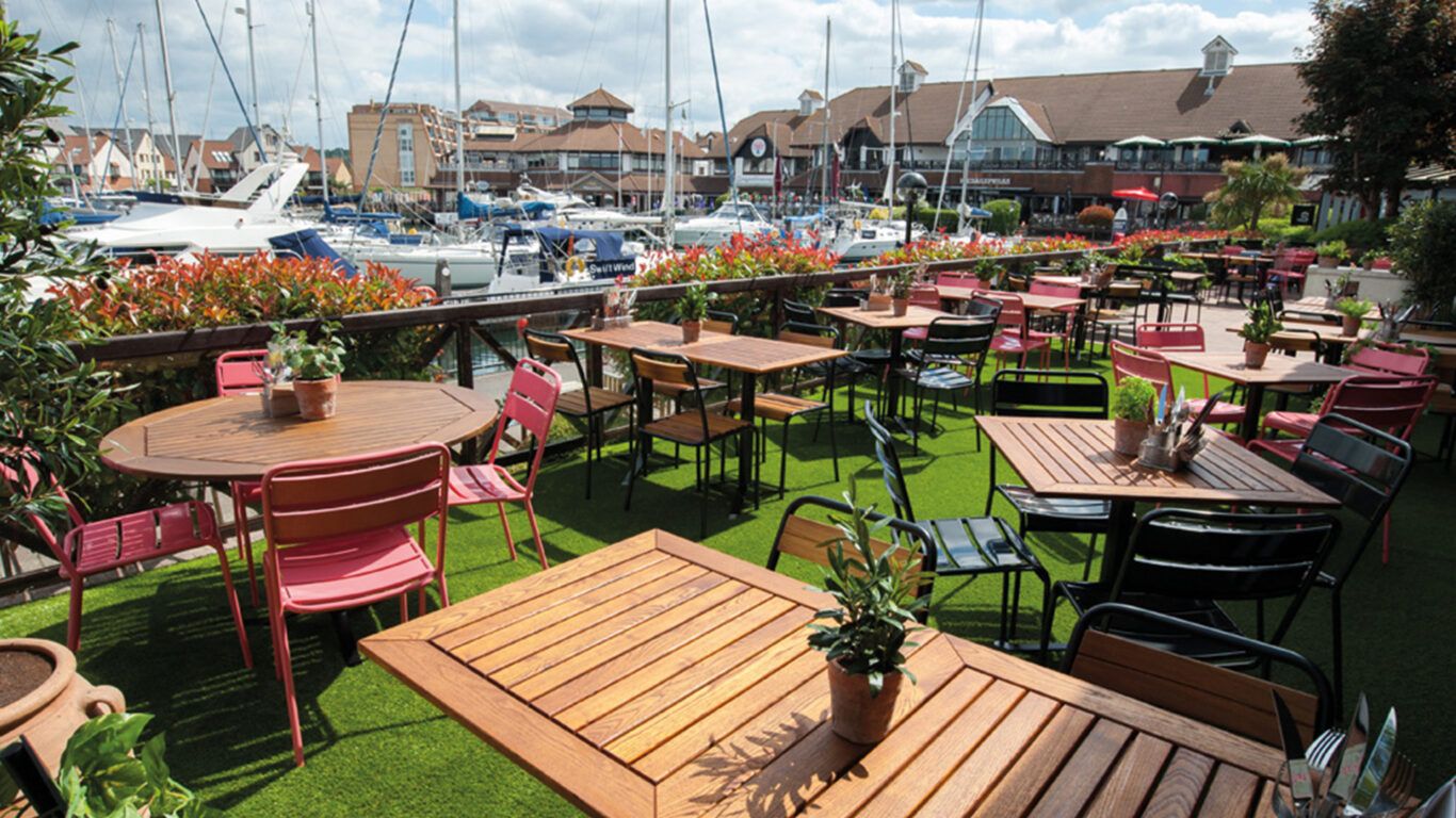 port solent yacht club restaurant