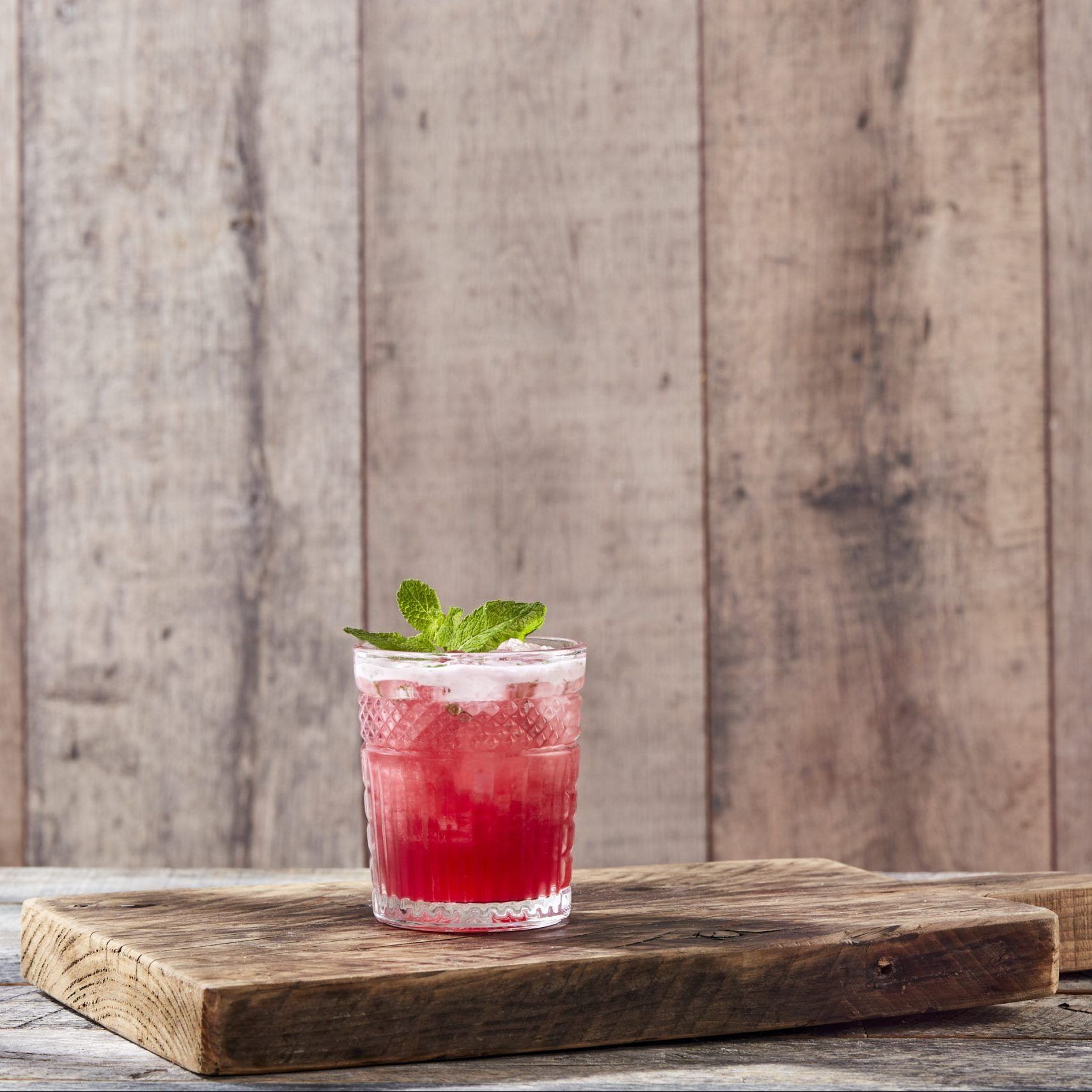 https://www.zizzi.co.uk/propeller/uploads/2023/02/P10650-Zizzi-901-raspberry-mojito-web-scaled-e1688640606400.jpg?format=auto